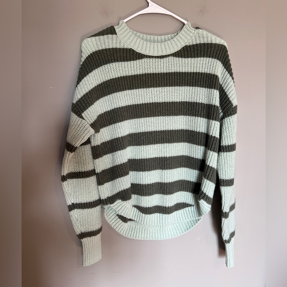 Striped Green Sweater Juniors Size Large